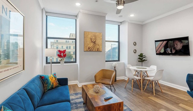 Modern Northern Liberties 1-Bedroom - Rooftop Pool, Gym & Concierge
