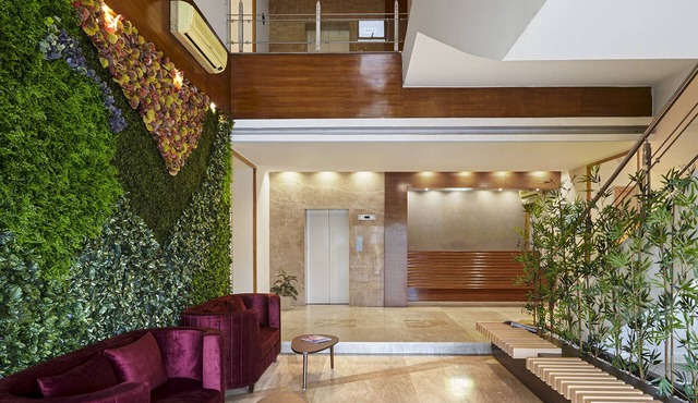 Monday Hotels Mahape