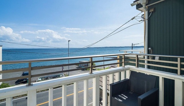 Moon road Oceanfront Villa with Traditional Japanese wooden bath Dry saunaStay with your pets/Yokosuka Kanagawa