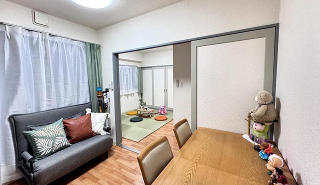 Motosakura 301, direct access to Narita and Haneda, 2 beds, 5 train lines, elevator, free bicycle rental, luxury double bed