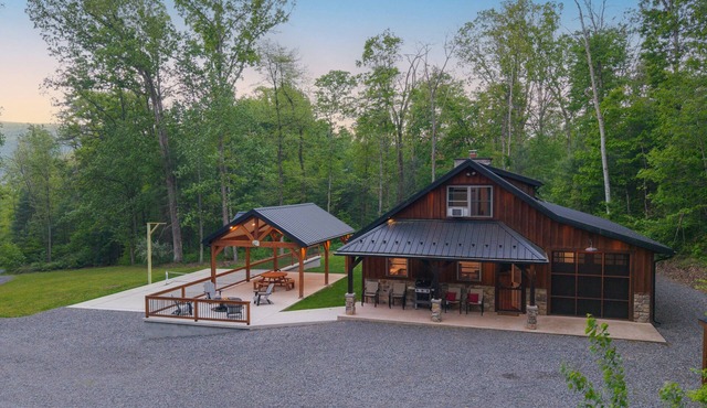 Mountainside Cabin | Pickleball Court, Pavilion + Fire Pit, Near ATV Trails