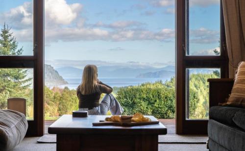 Muirs Reef Lodge Kinloch holiday home Lake Taupo