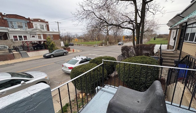 N2 north philadelphia , quiet one room shared house