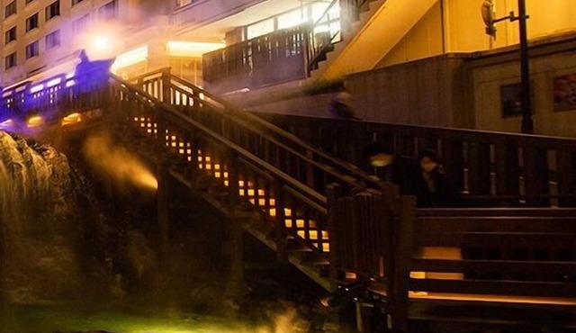 Natural hot spring Wata no Yu flowing directly / Agatsumagun Gunma