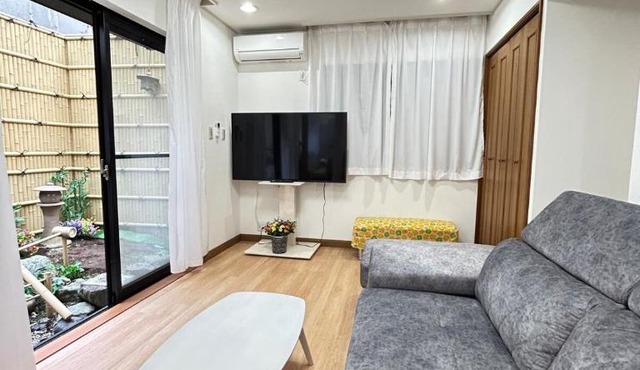 Near Asakusa, 5-min from Station, 5BR 150 square meters House, Near Skytree