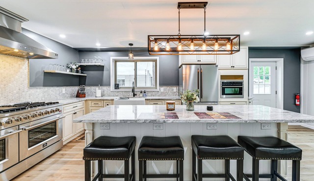 Near Lake & Wineries: Spacious Union Springs Home!