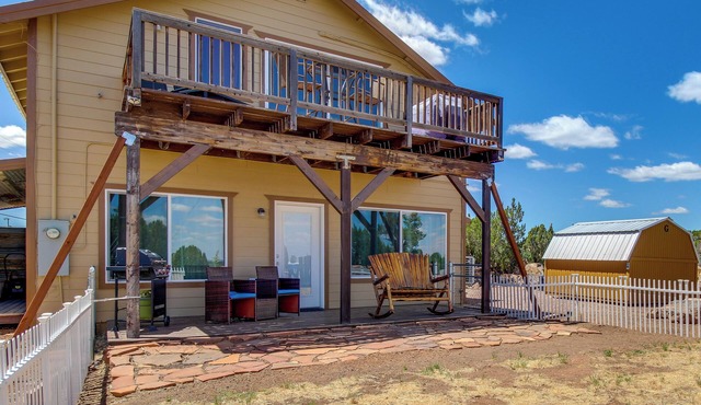 Near White Mountain Lake: Home w/Balcony & Patio
