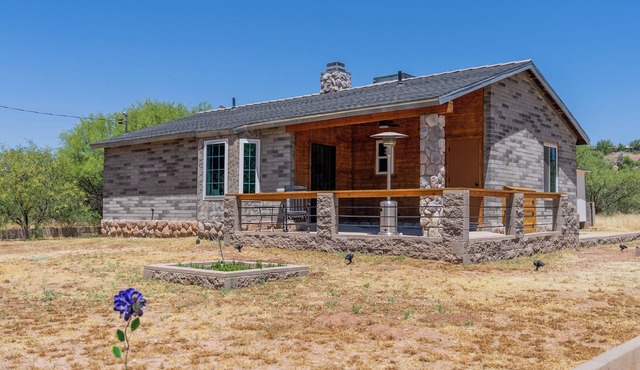 NEW 3BR Cabin Near Sedona + walk to creek
