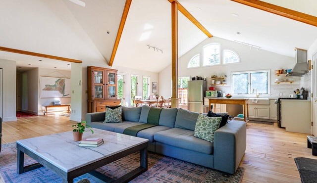 NEW: Fabulous River Retreat in Narrowsburg