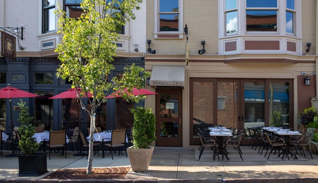 NEW LISTING! Chic 1BR/1BA Midtown Apartment by RedAwning