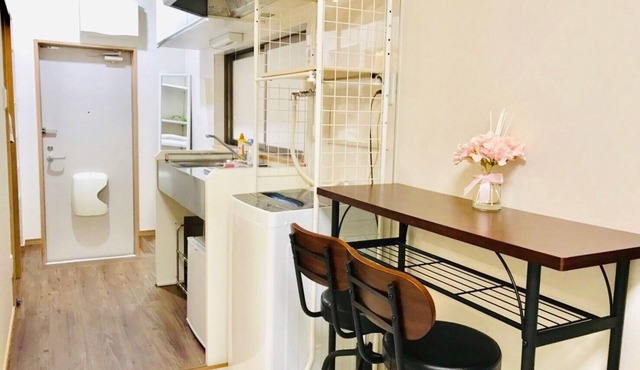 *NEW OPEN*Clean Cozy room with FREE WIFI. 3 min to IKEBUKURO