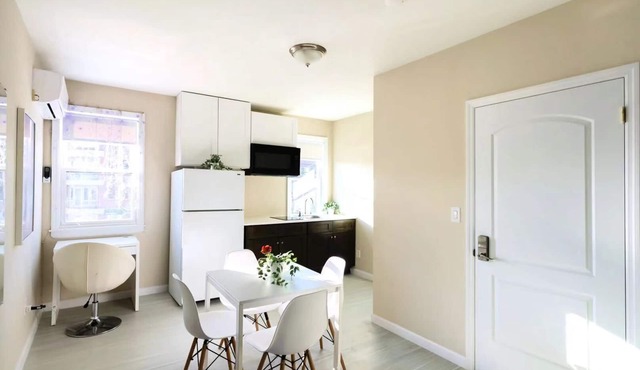 New! Spacious! Fun Car/Bunk Bed! Main St! Parking!