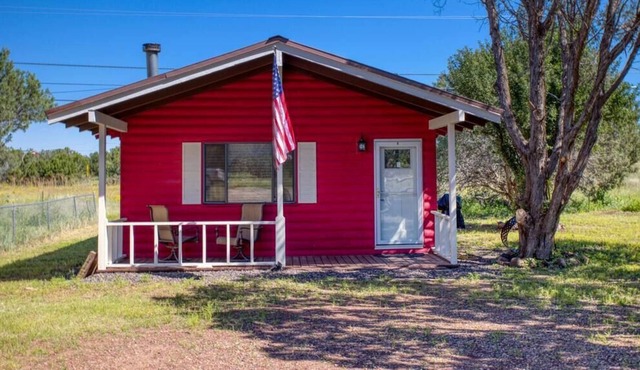 Newly renovated-Kozy One Bedroom Cabin