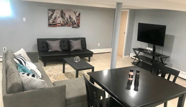 Newly Renovated! Lucas 1BR Apt Near JFK/LGA