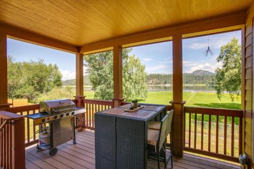 Newport Riverfront Home w/Deck + Fire Pit!