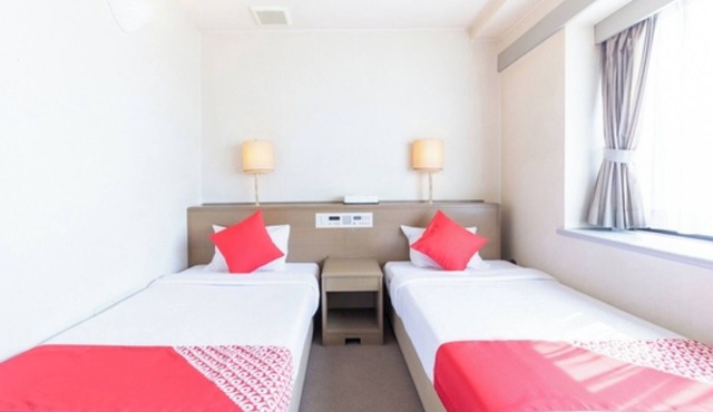 Nonsmoking Twin Room only 1 minute walk from /Odawara Kanagawa