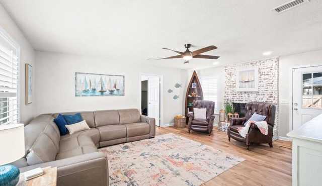North Lagoon Getaway spacious home with four bedrooms + room for your boat