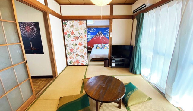 Nostalgic Japan! Direct to Shinjuku & Shibuya on JR Station.