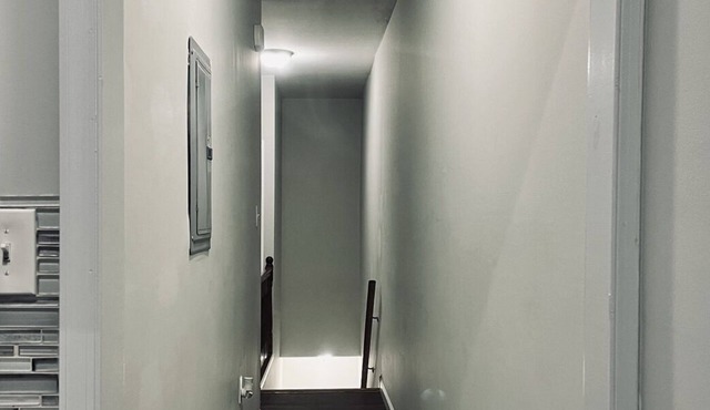 One bedroom out of home available, full size bed, Short distance to Center City