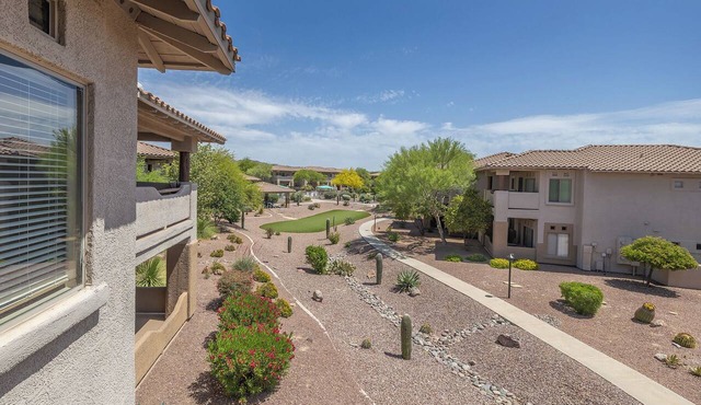 Oro Valley Vacation Rental Condo with Views!