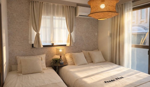 Panda Stay 4-minute walk from Koenji Station.