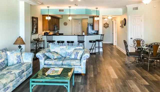 Paradise Shores 305