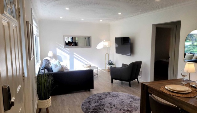 Peaceful, relaxing 3-bedroom house with 2 cars indoor separate garage.