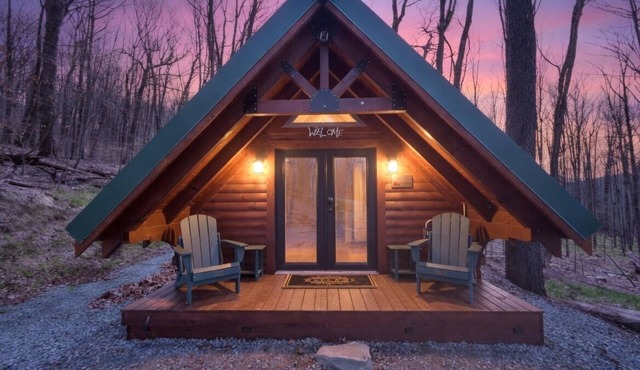 Peak Forest Cabin in the Woods