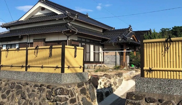 Pensione Shimado 2 1 whole building for rent A guest house overlooking Tsunoshima Ohashi Bridge /Shimonoseki Yamaguchi