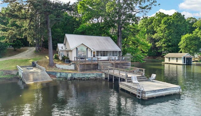 Perfect Lake Jordan Getaway - Recently Updated