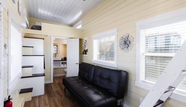 Pet-Friendly Stay Near Zion Trails BBQ & Deck