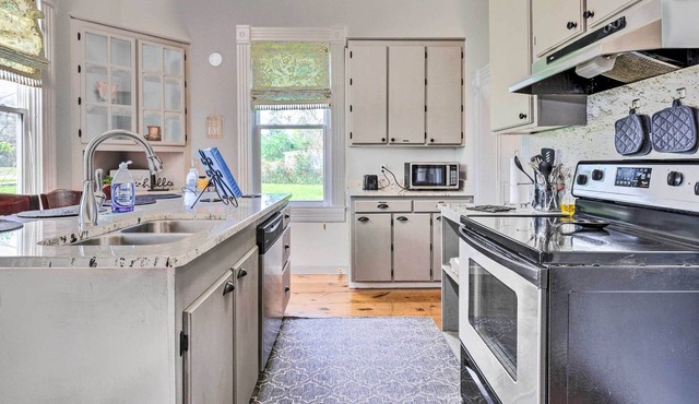 Pet-Friendly Vacation Rental w/Deck & Yard!