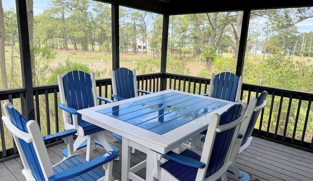 Piney Island Getaway - Waterview home - SC Porch LINENS AND TOWELS PROVIDED