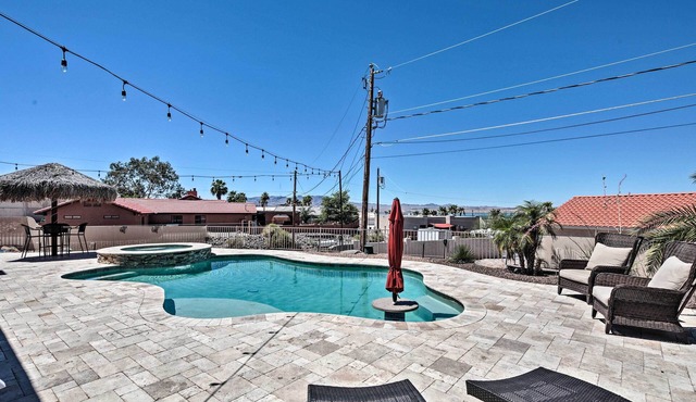 Pool, Hot Tub & Lake Views: Lake Havasu Home!