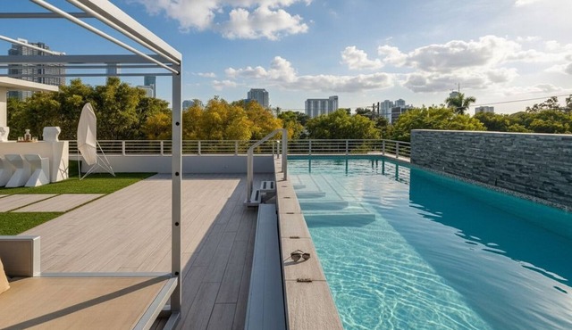 Posh Brickell Luxury Villa with Rooftop Pool & City Views