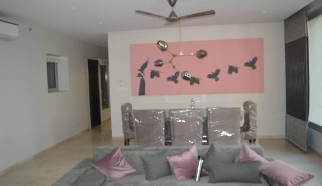 Premium Pool View in Esquire - Oberoi Garden City