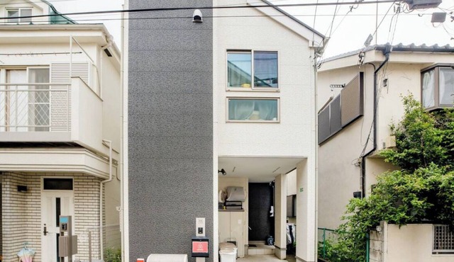 Private lodging in WEST TOKYO(SHINJUKU, TACHIKAWA, SANRIO, GHIBLI, MT. TAKAOetc)