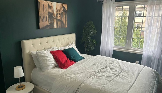 Private Room in Ajax