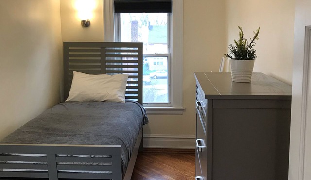 *Private room with New Modern Furniture and Comfortable Mattress
