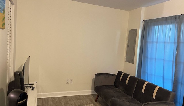 Private room with study and bath