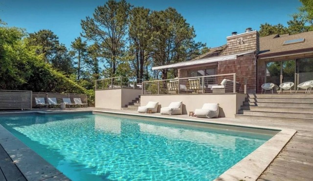 Private Southampton, Sun Filled, Open Layout Home