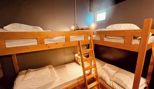 Quadruple room/Taito-ku Tokyo