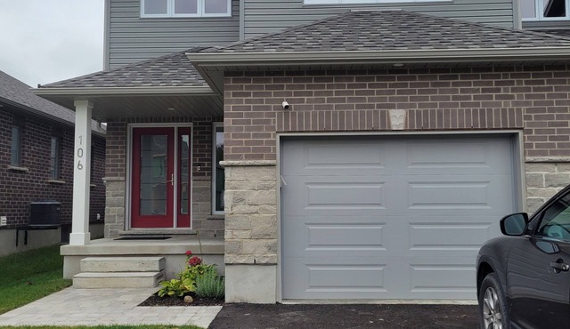 Quiet retreat in Palmerston, Ontario, pet friendly.