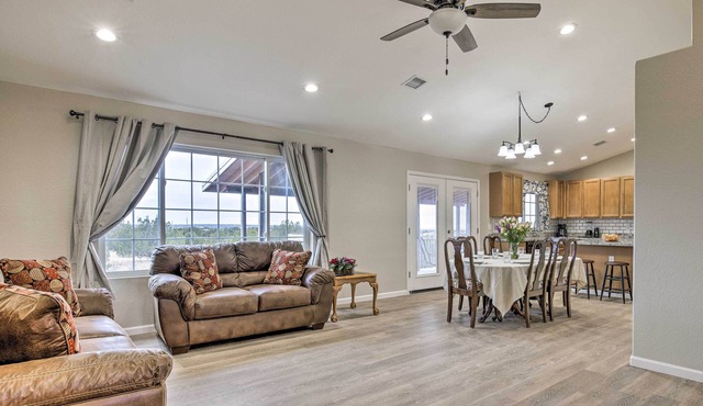 Quiet Show Low Home w/ White Mountain Lake Access!