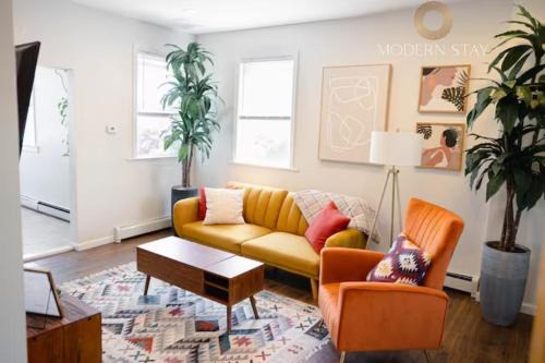 Rainforest Retreat 20m to NYC Parking Sleeps 25