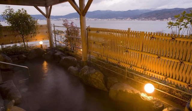 Rako Hananoi Hotel