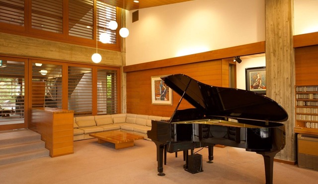 Rent the entire luxury resort built by a famous de/Ito Shizuoka