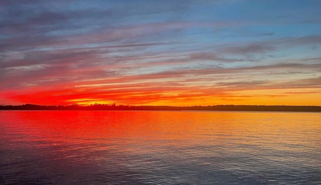 Rice Lake Retreat amazing sunsets, great fishing and hiking trails close by