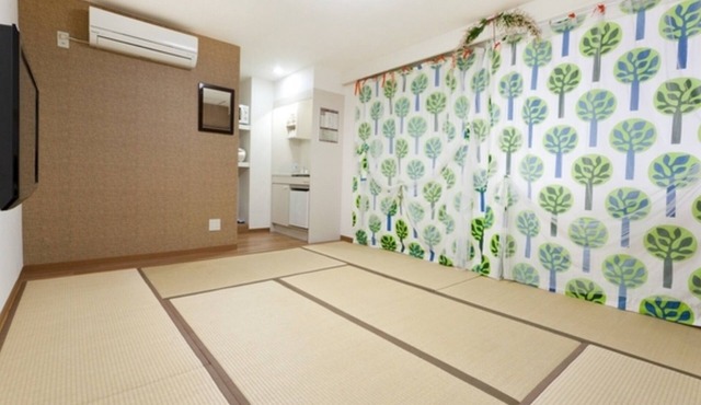 Room without meals plan 1 room for 5 people/Shinjuku ward Tokyo
