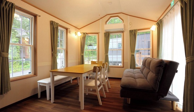 Royal One trailer house for rent Room only n/Kitaazumi-gun Nagano